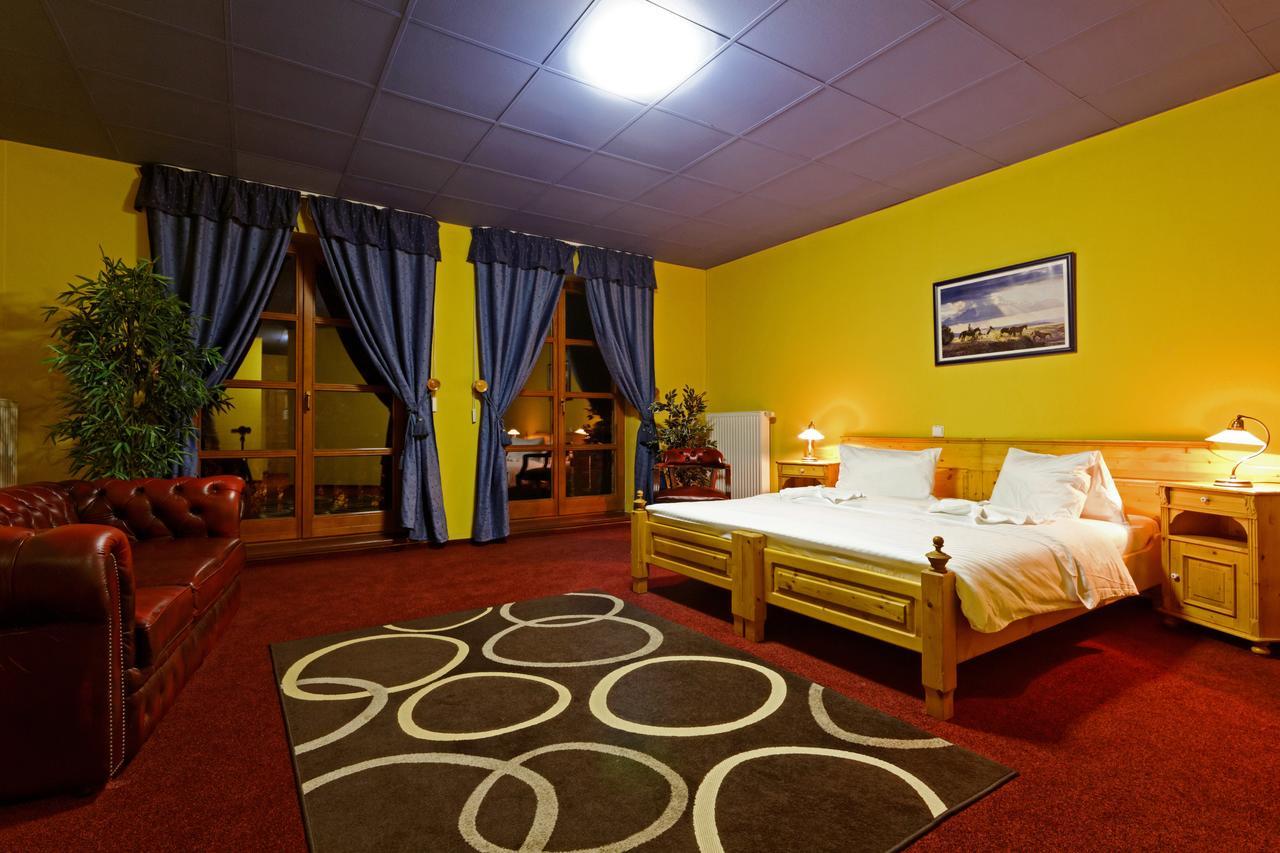 Casino & Hotel Eldorado Ceska Kubice Ngoại thất bức ảnh